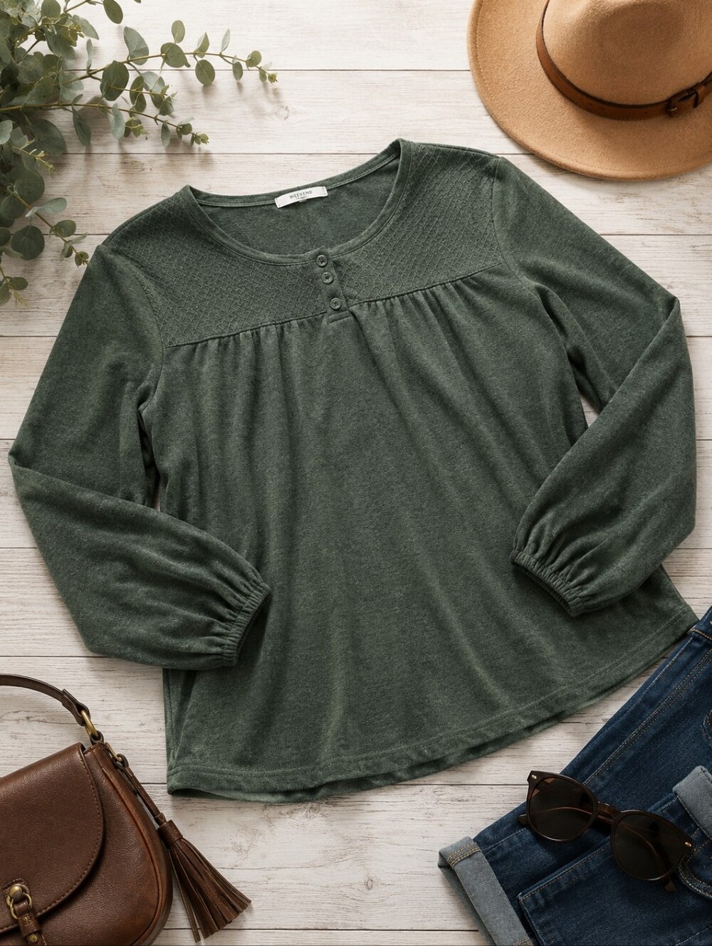 WEEKEND‎ By Chico's LIGHTWEIGHT TOP
